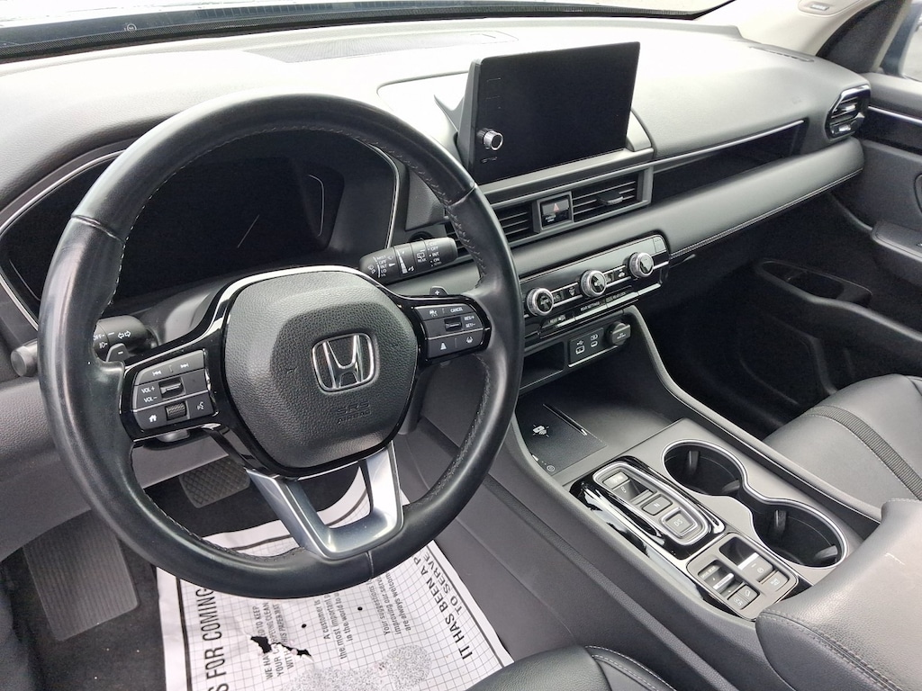 Used 2024 Honda Pilot Touring SUV