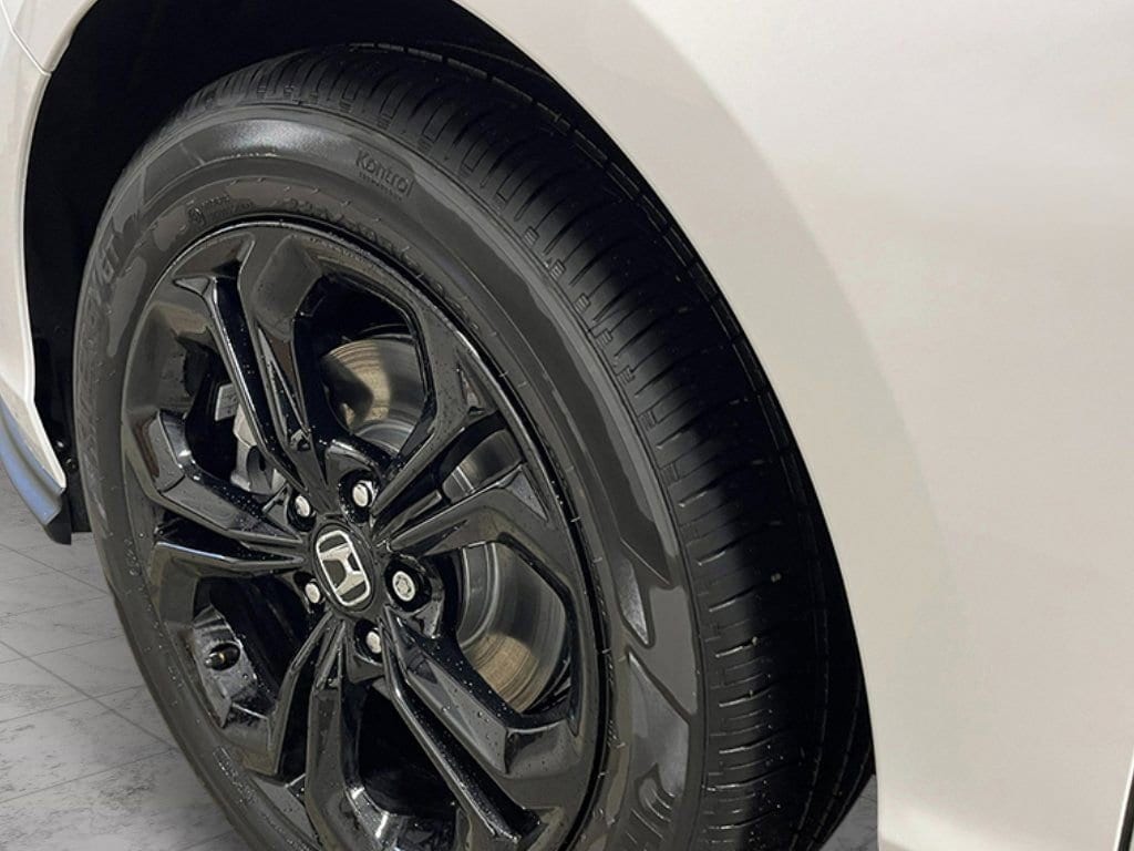 2025 Honda Accord SE - Photo 10