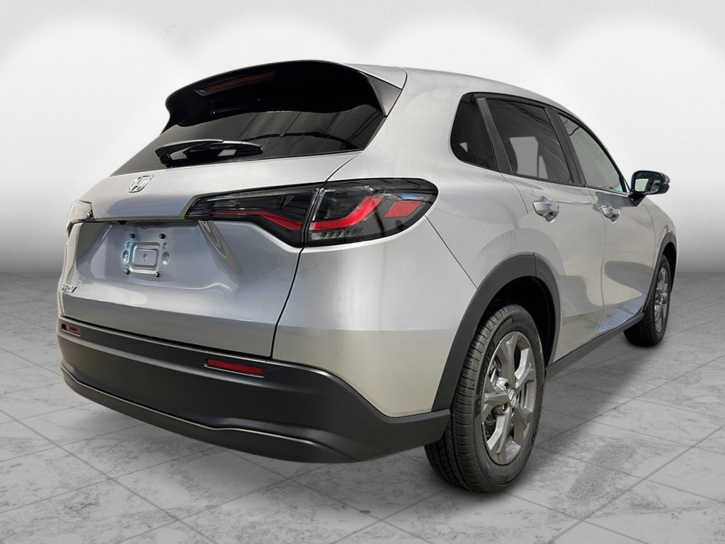 2027 Honda HR-V LX - Photo 5