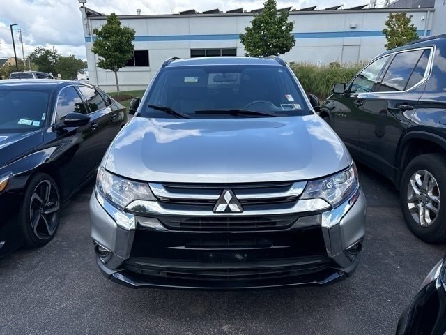 Used 2018 Mitsubishi Outlander LE with VIN JA4AZ3A30JZ043670 for sale in Rochester, NY