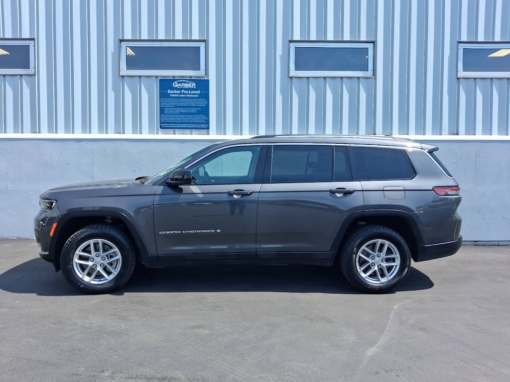 Used 2022 Jeep Grand Cherokee L Laredo SUV