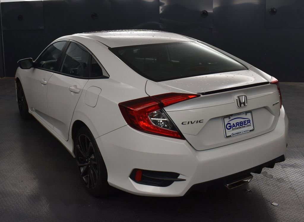 2019 Honda Civic Sport photo 4