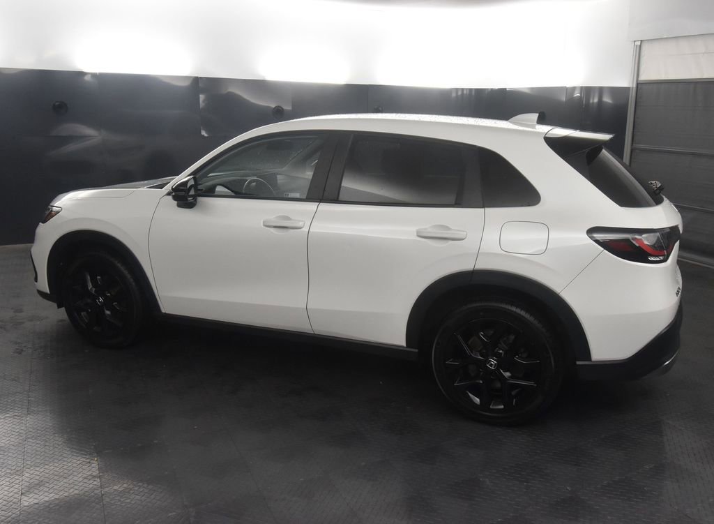 2023 Honda HR-V Sport photo 3