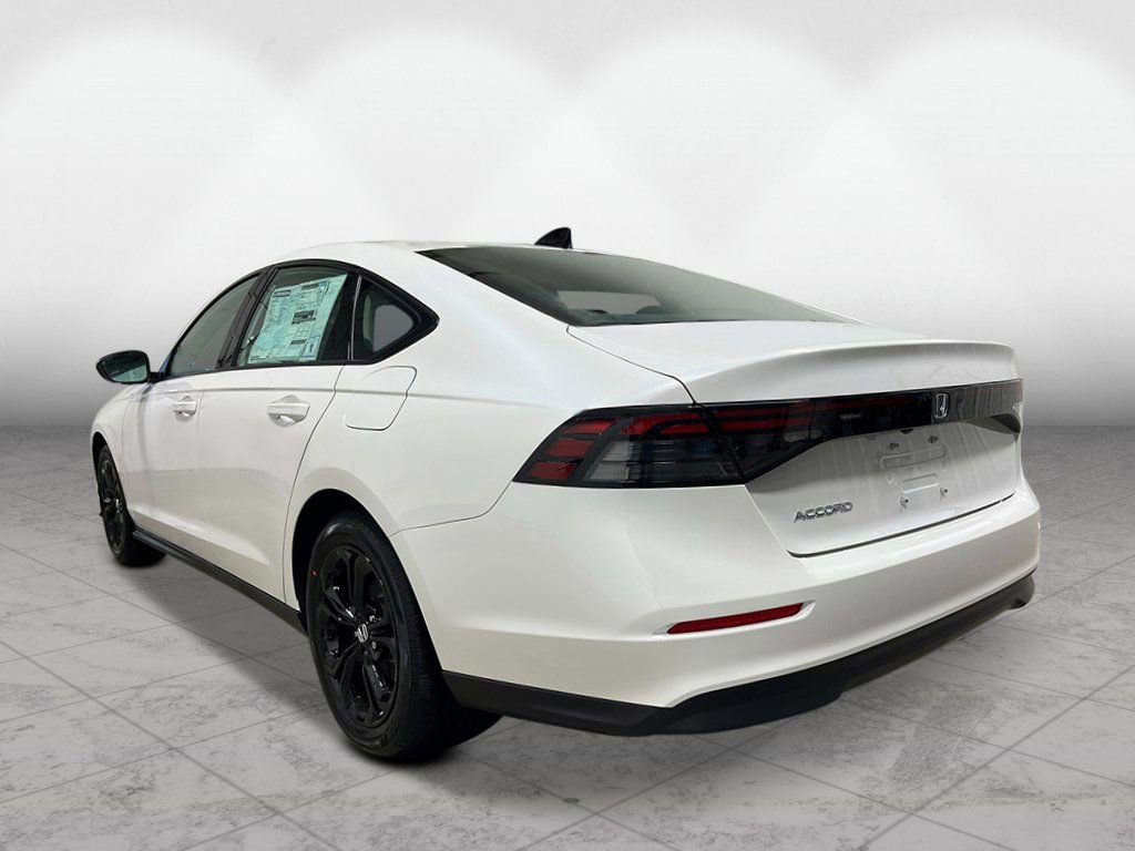 2025 Honda Accord SE photo 3