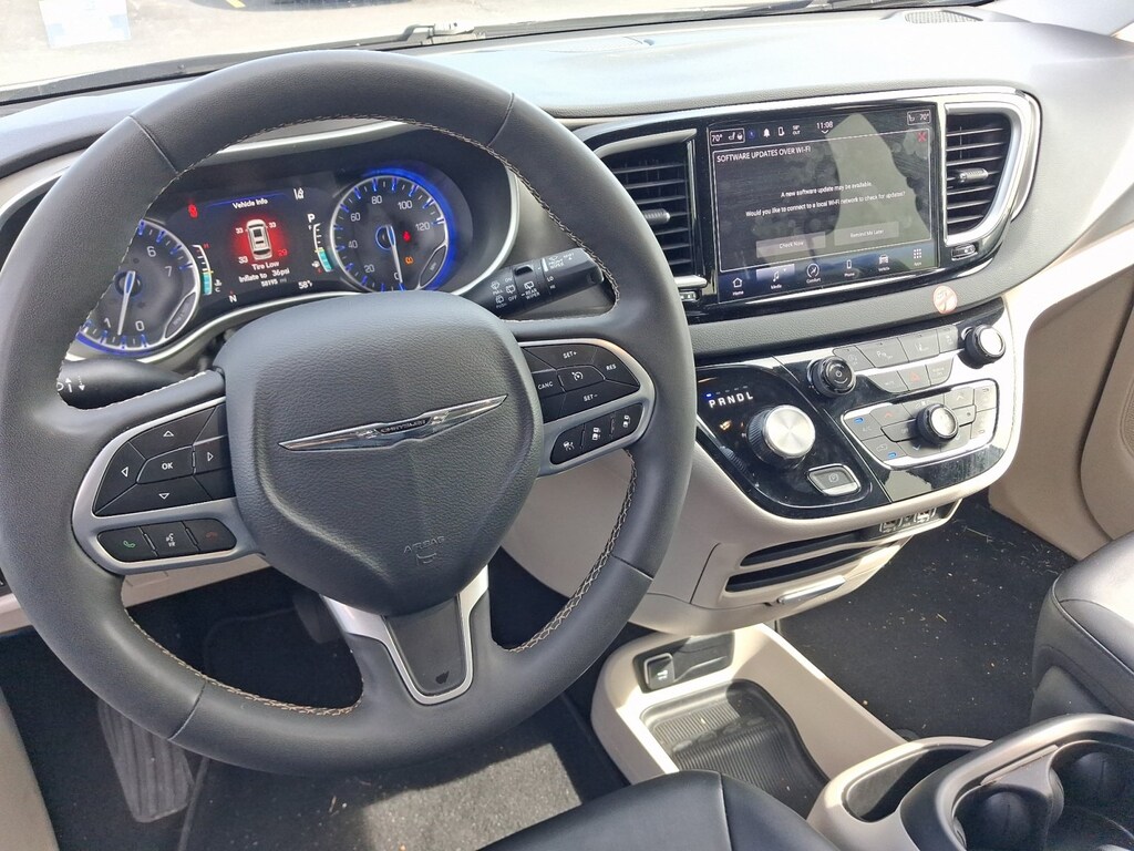 Used 2024 Chrysler Pacifica Touring L Van Passenger Van