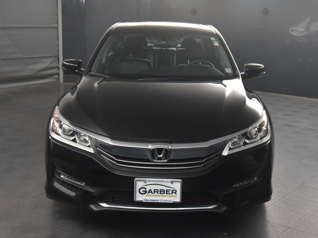 2017 Honda Accord EX-L V6 photo 2
