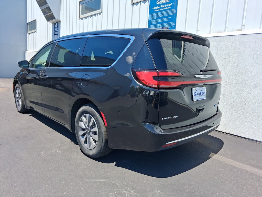Used 2023 Chrysler Pacifica Hybrid Touring L Van Passenger Van
