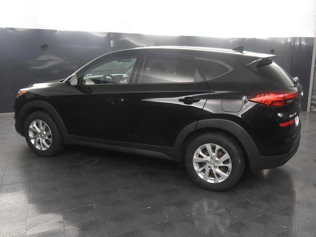 2019 Hyundai Tucson SE photo 3