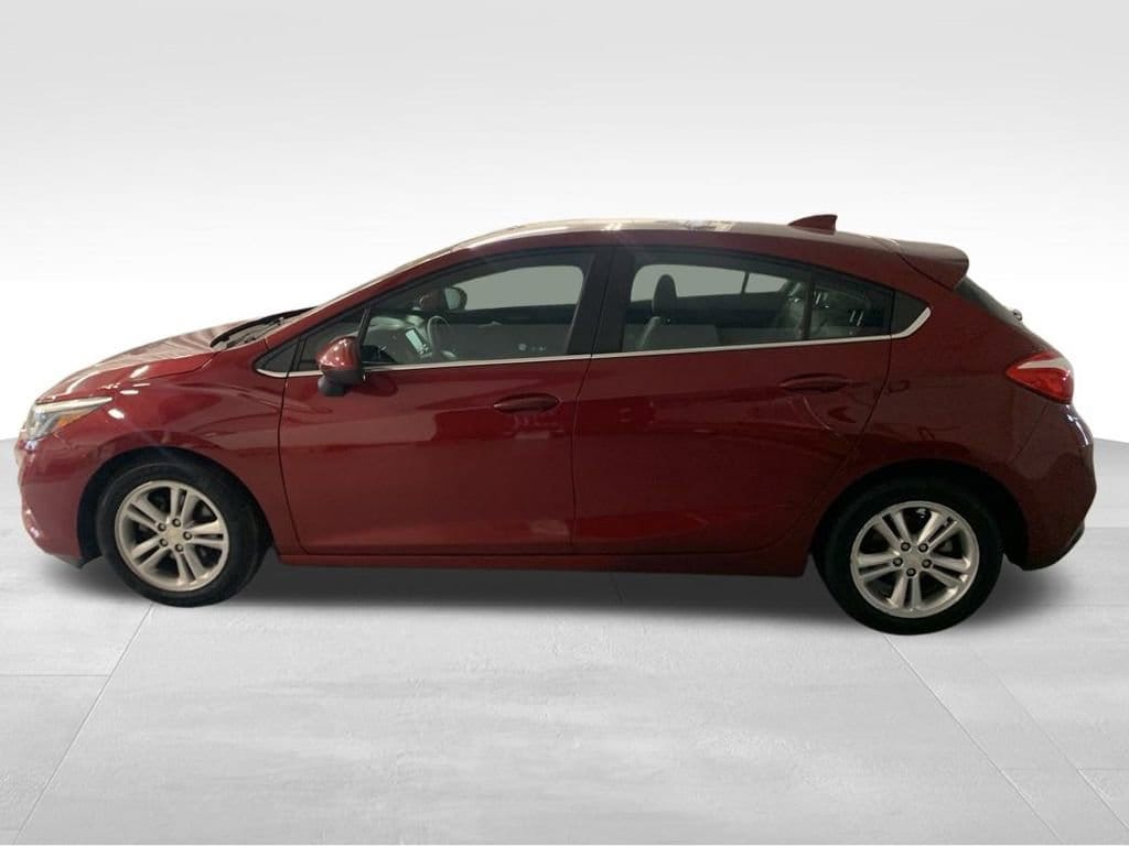 Used 2017 Chevrolet Cruze LT with VIN 3G1BE6SM1HS589800 for sale in Rochester, NY