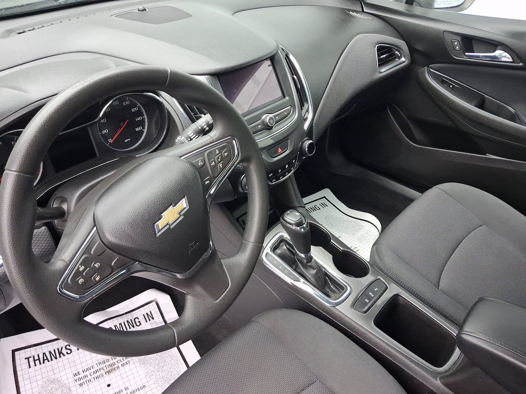 Used 2019 Chevrolet Cruze LT Hatchback