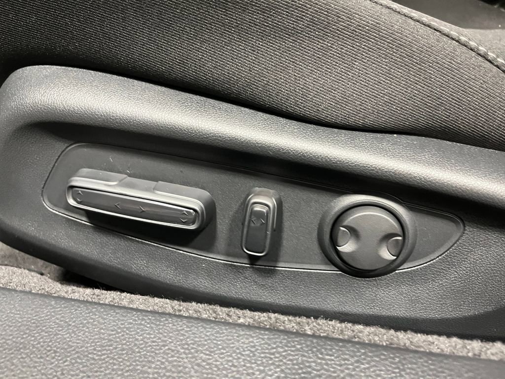 2025 Honda Accord SE - Photo 13