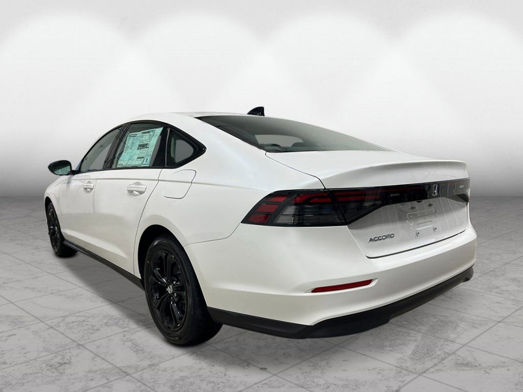 2025 Honda Accord SE photo 3