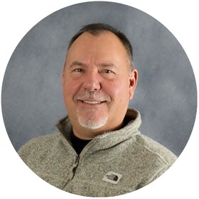 Staff member Ken B. from ID_62c3d2