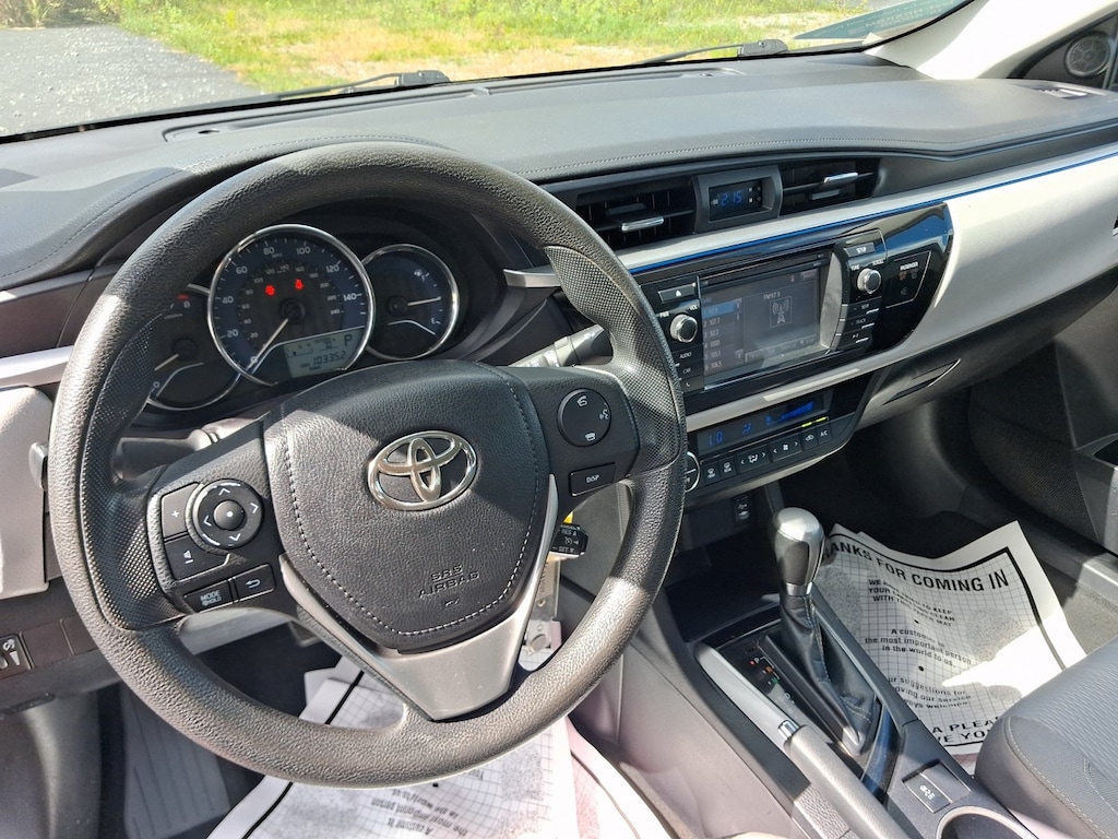 Used 2016 Toyota Corolla LE Sedan