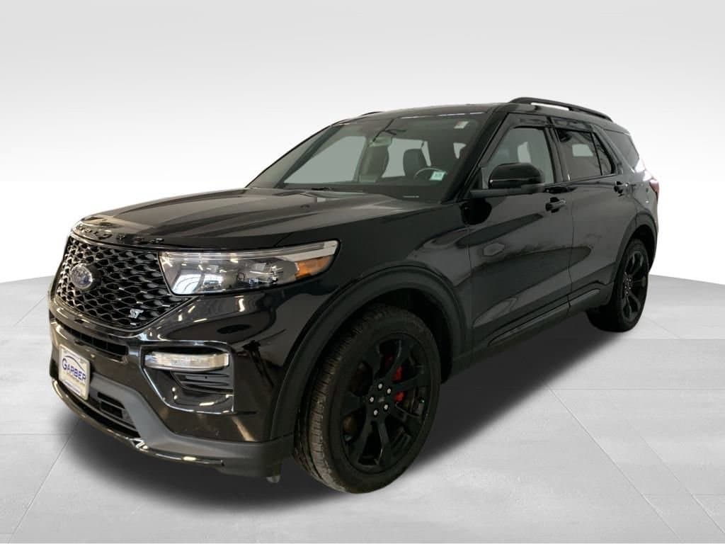 2022 Ford Explorer ST's photo