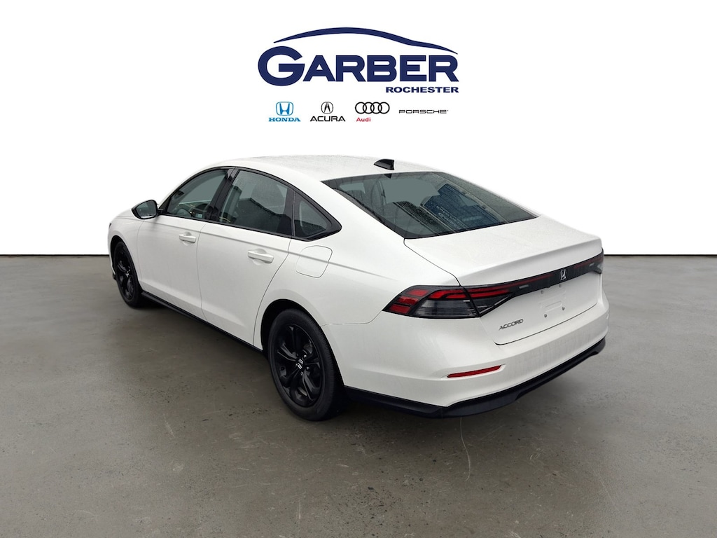 Used 2025 Honda Accord SE Sedan