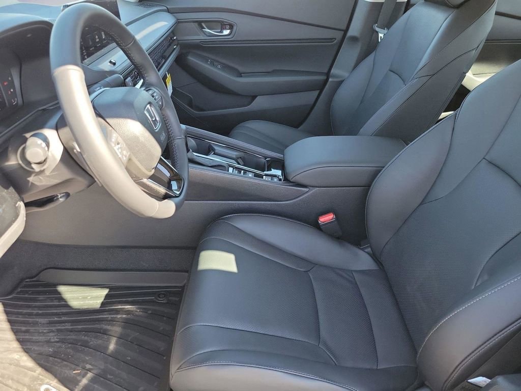2026 Honda Accord Hybrid EX-L - Photo 11
