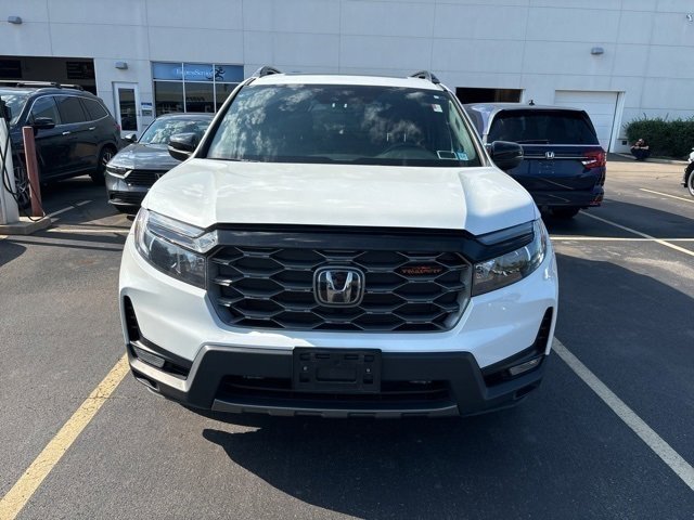 Used 2022 Honda Passport TrailSport with VIN 5FNYF8H69NB008549 for sale in Rochester, NY