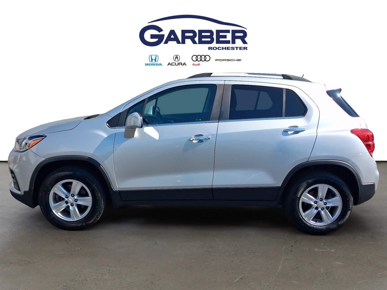 Used 2019 Chevrolet Trax LT with VIN KL7CJPSB9KB751877 for sale in Rochester, NY