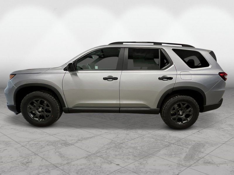 2025 Honda Pilot TrailSport photo 2