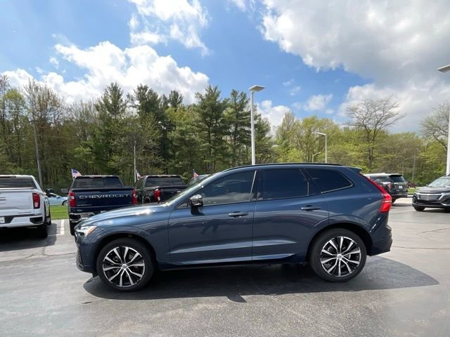2023 Volvo XC60 B5 Plus photo 4