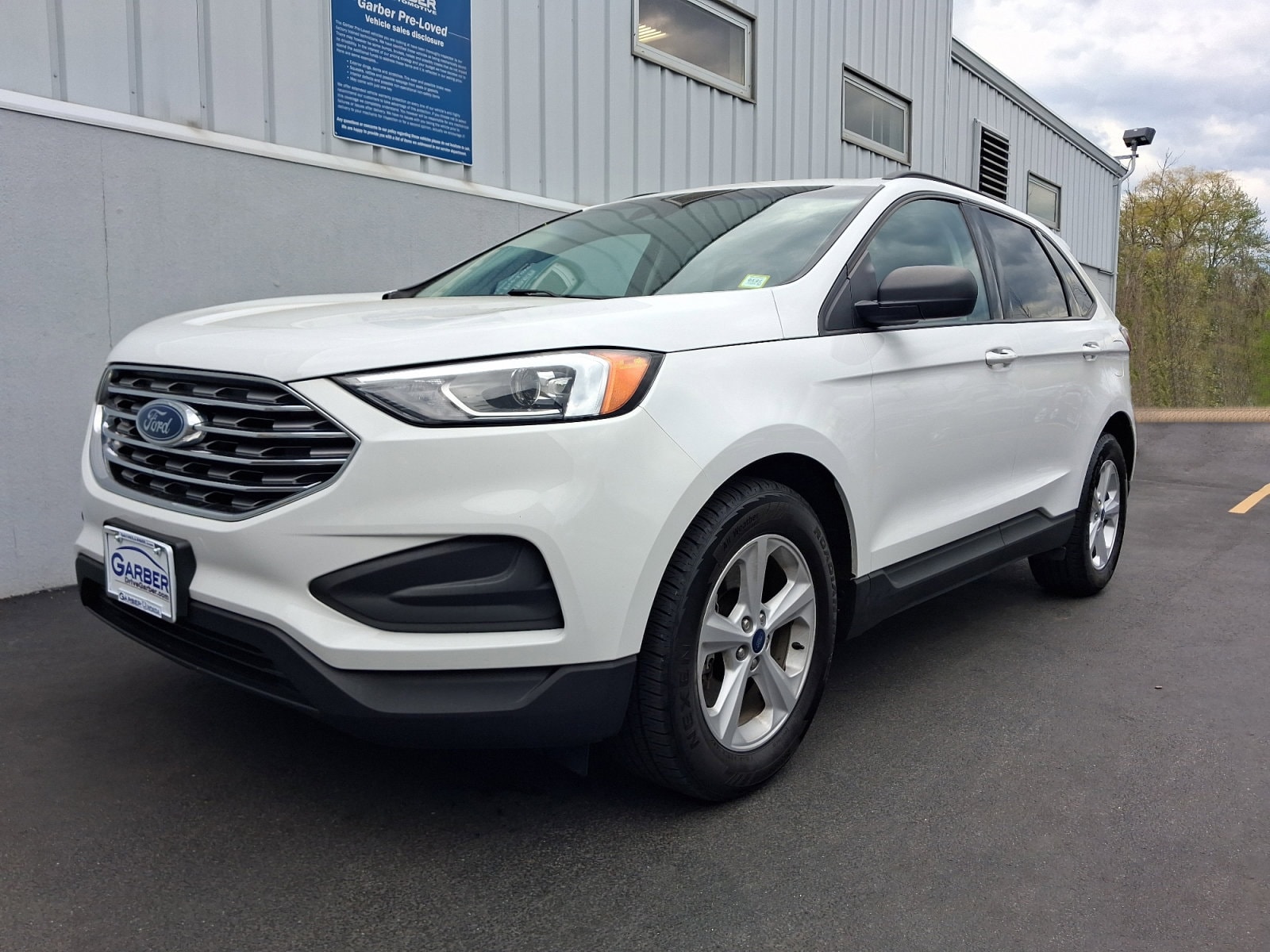 2020 Ford Edge SE AWD's photo