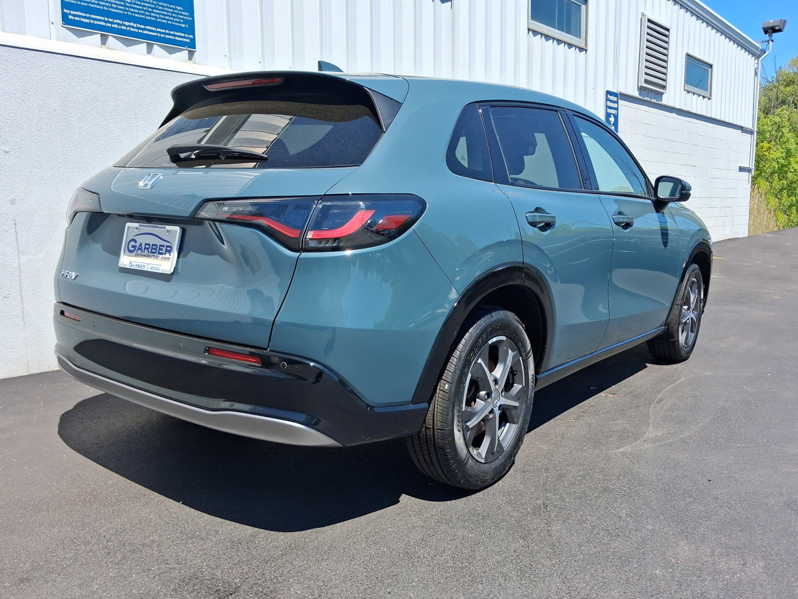 Photo 10