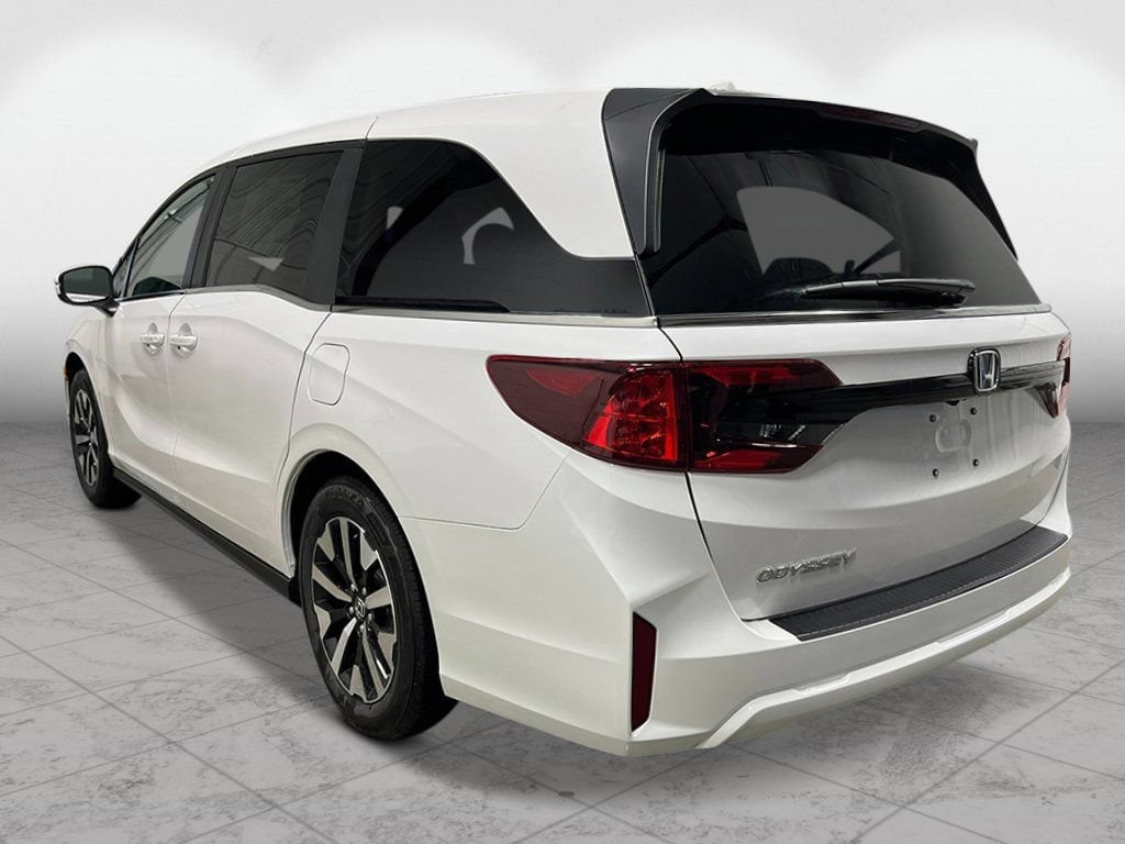 New 2026 Honda Odyssey EX-L Van Passenger