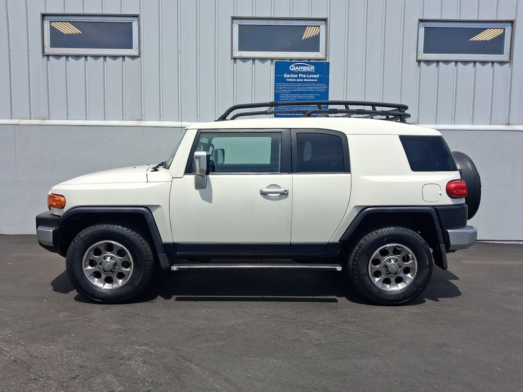 Used 2011 Toyota FJ Cruiser SUV