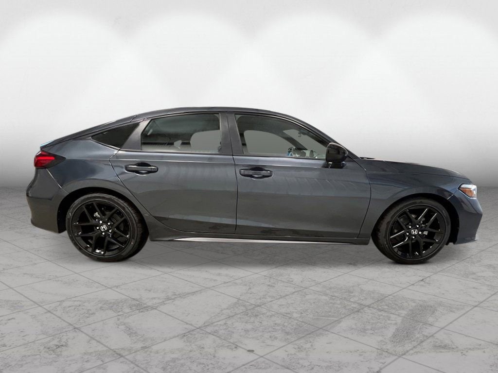 2026 Honda Civic Hatchback Sport - Photo 8