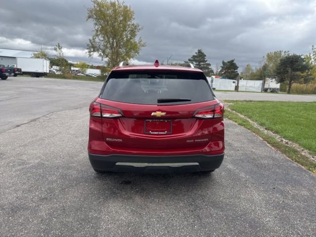 Used 2022 Chevrolet Equinox Premier SUV