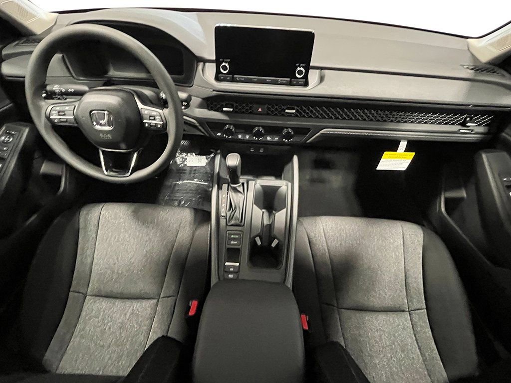 2025 Honda Accord SE - Photo 15