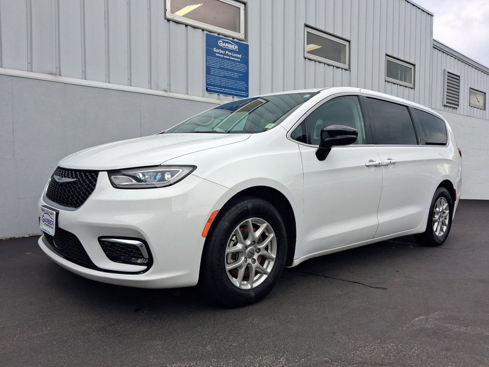2024 Chrysler Pacifica