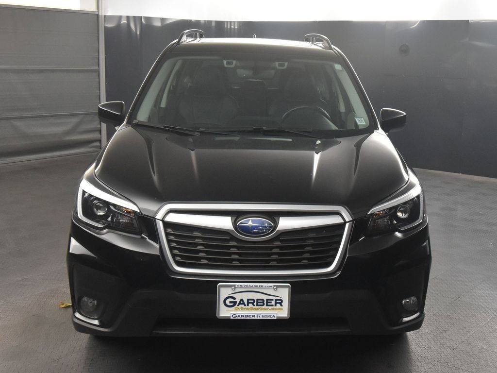2021 Subaru Forester Premium photo 2