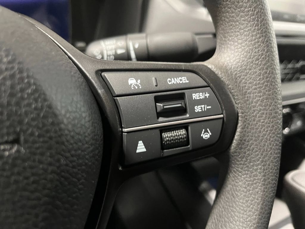 2025 Honda Accord SE - Photo 18