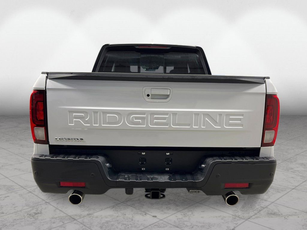 2026 Honda Ridgeline Black Edition photo 3