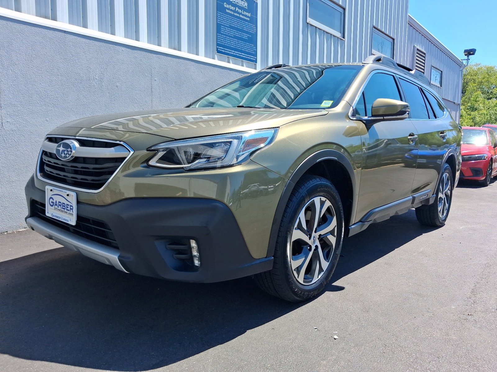 2021 Subaru Outback Limited's photo