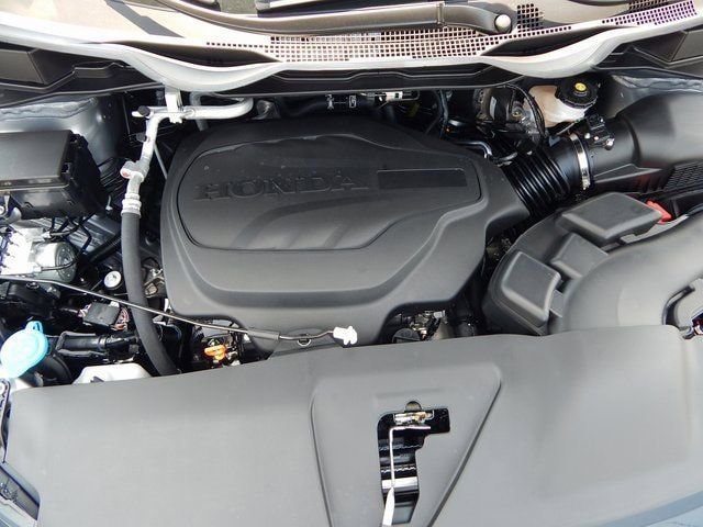 2026 Honda Odyssey Touring - Photo 10