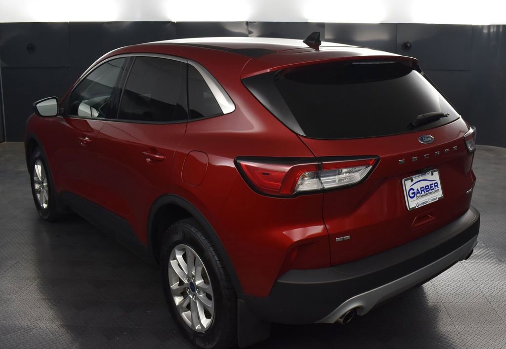 2022 Ford Escape SE photo 4