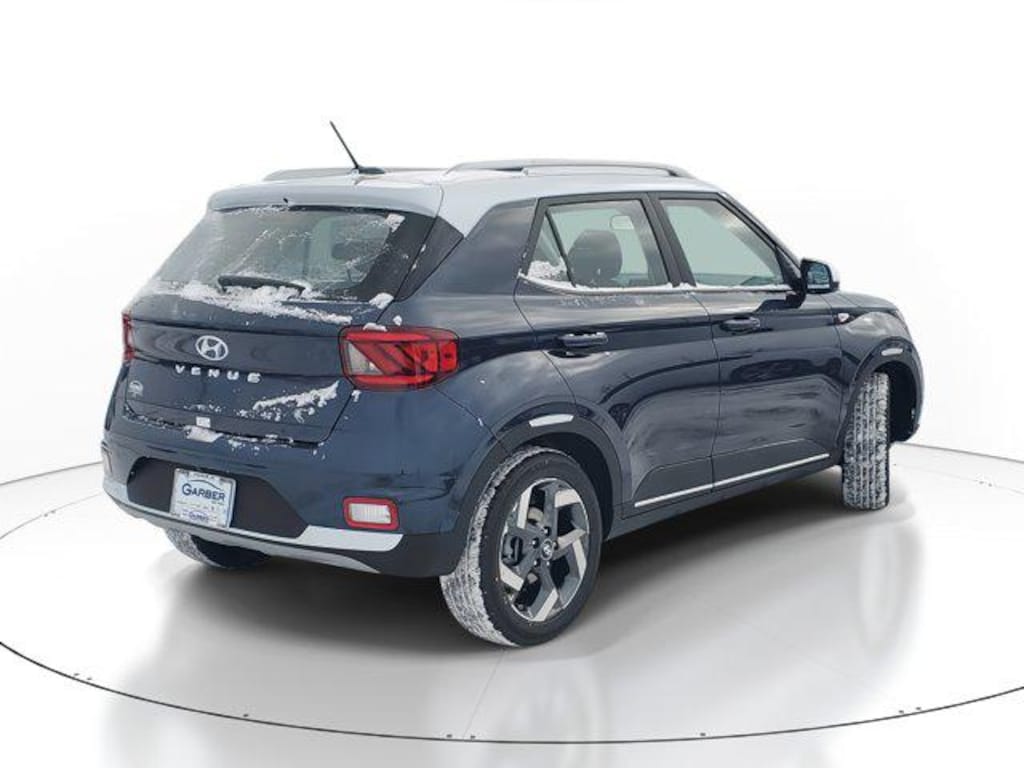 New 2026 Hyundai Venue SEL w/Two-Tone Roof SUV