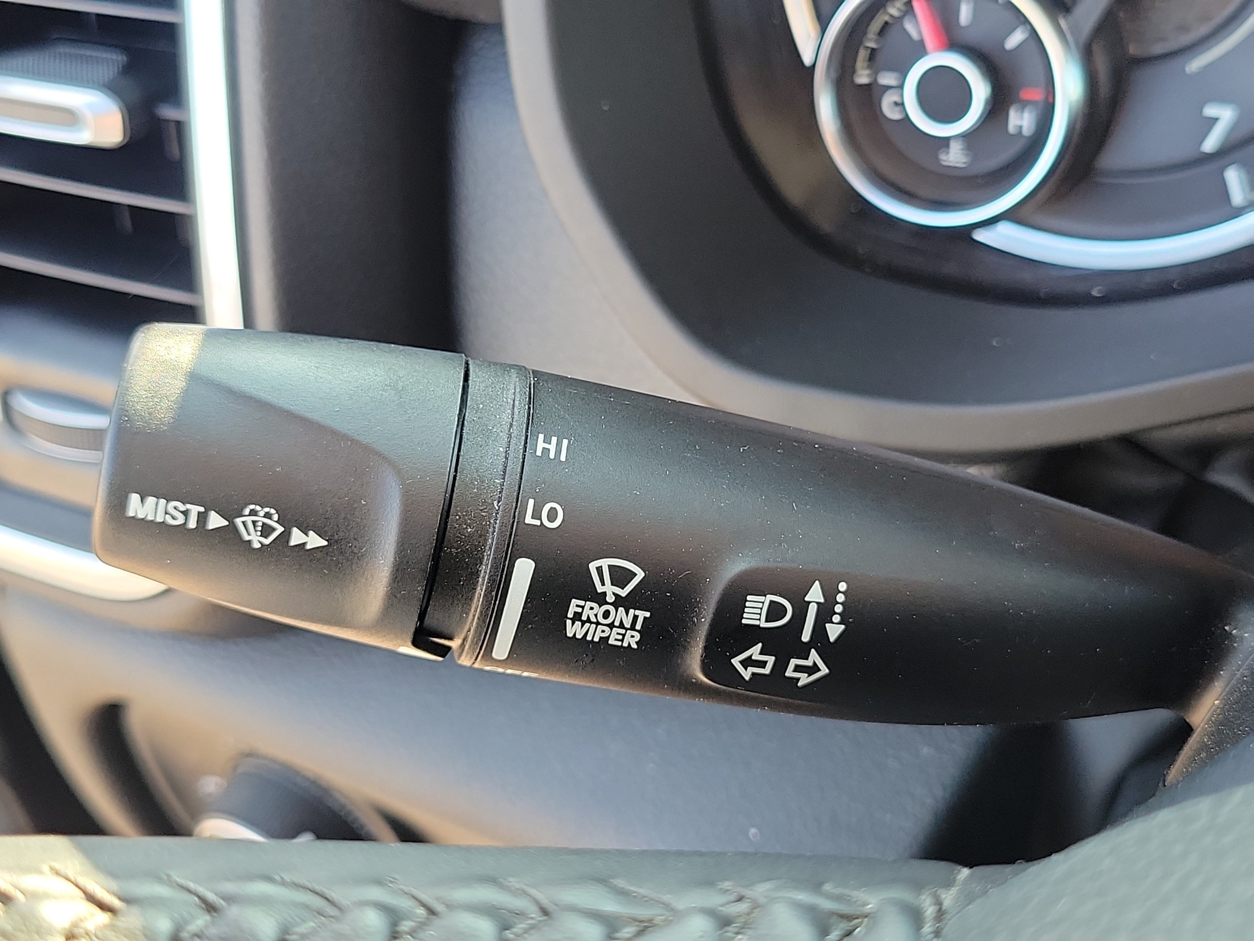 2023 RAM Ram 1500 Pickup Laramie - Photo 11