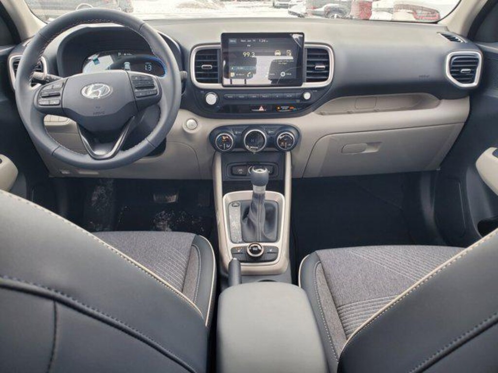 New 2026 Hyundai Venue SEL w/Two-Tone Roof SUV