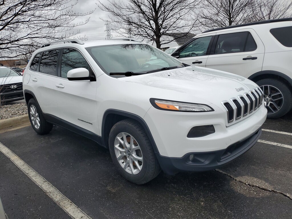 Used 2015 Jeep Cherokee Latitude SUV