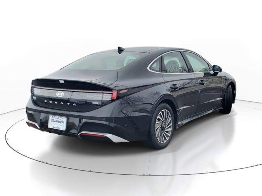 New 2026 Hyundai Sonata Hybrid Limited Sedan