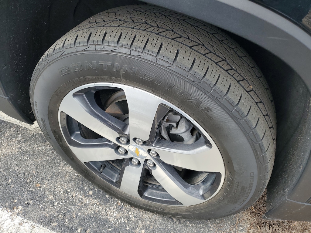 Used 2023 Chevrolet Traverse LT Leather SUV