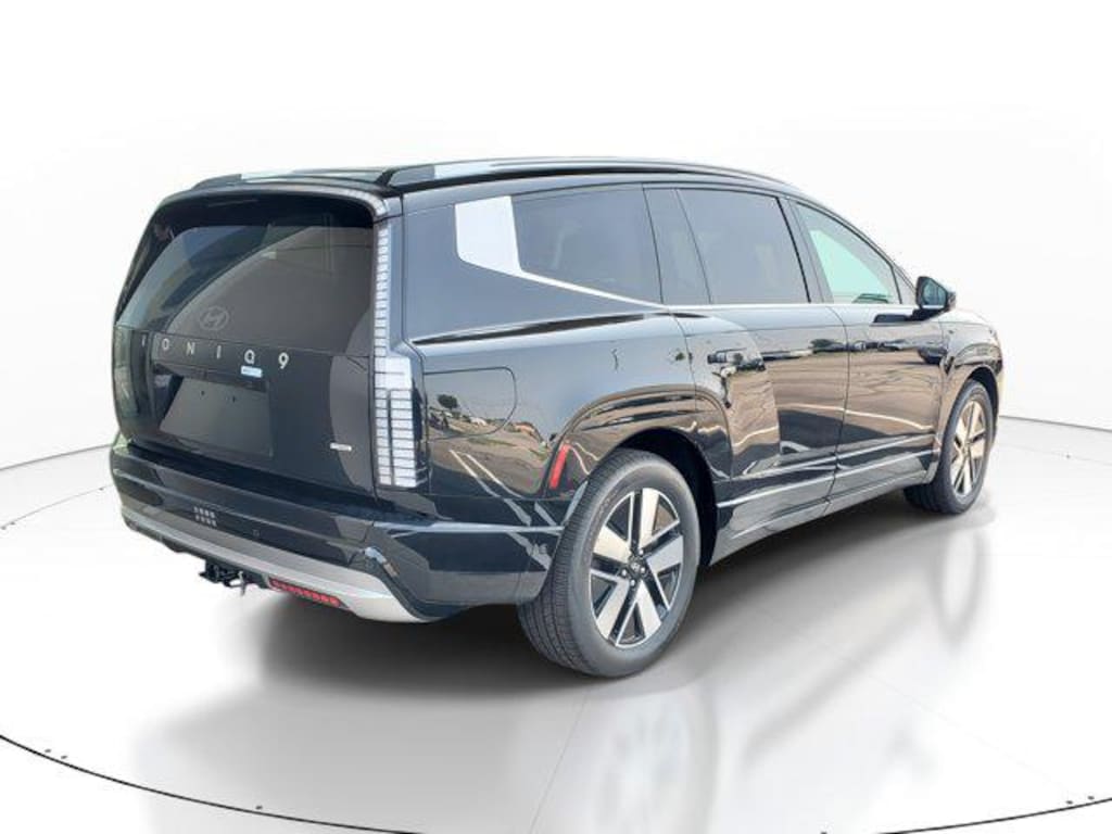 New 2026 Hyundai IONIQ 9 SEL SUV