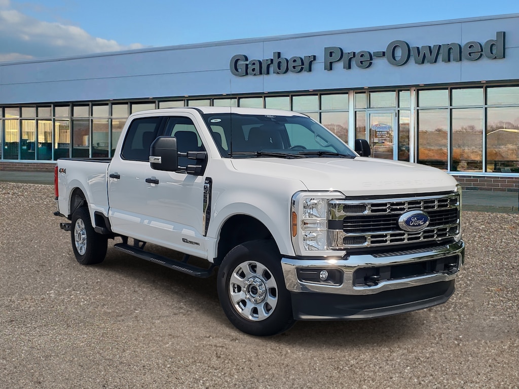 Used 2024 Ford F-250SD XLT Truck Crew Cab