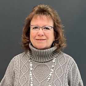 Staff member Mary Tessin from ID_c67915