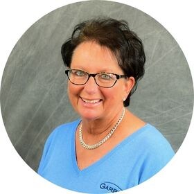 Staff member Michelle Murlick from ID_c67915