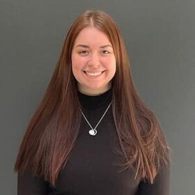 Staff member Elizabeth Taylor from ID_c67915